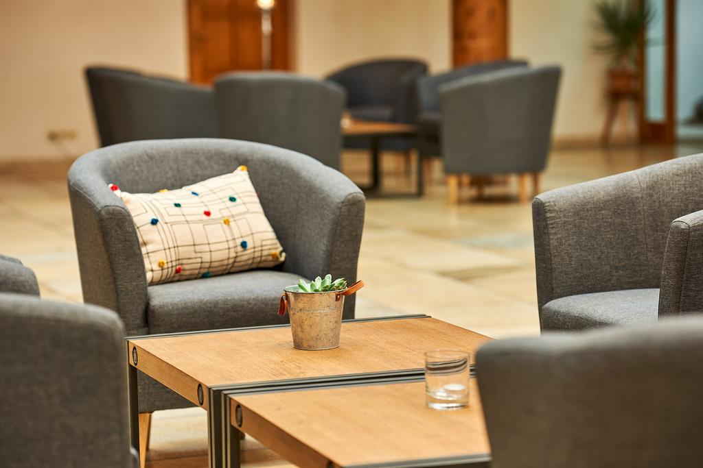 Seminar- Und Gaestehaus Im Kloster بيزاو المظهر الخارجي الصورة